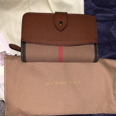 burberry hampstead wallet|Burberry Leather Trim House Check Hampstead Tab Wallet.